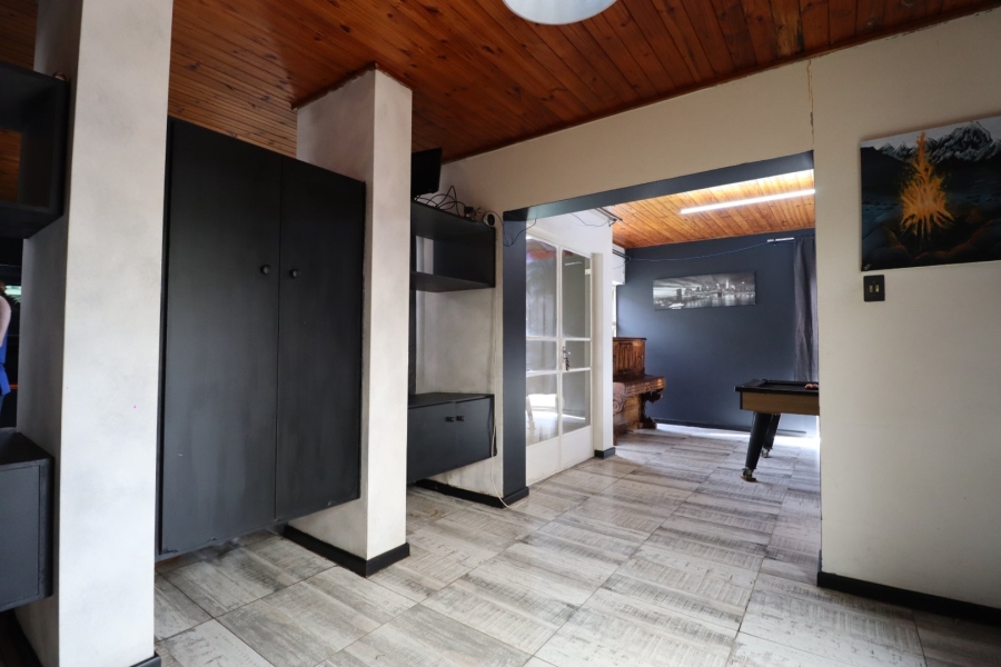 5 Bedroom Property for Sale in Kabega Park Eastern Cape